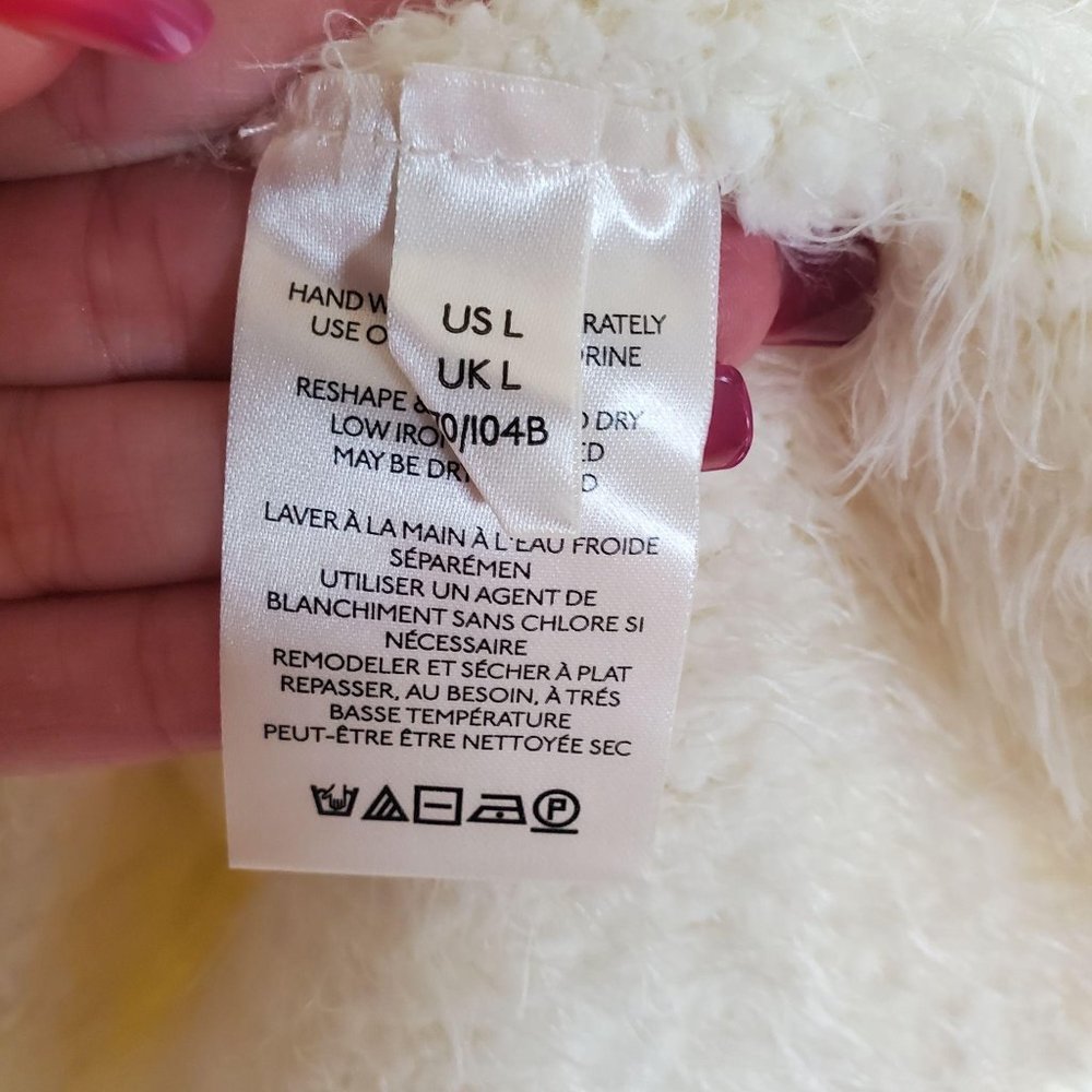 NWT FREE PEOPLE ICING V PULLOVER  SWEATER  L - Picture 5 of 9